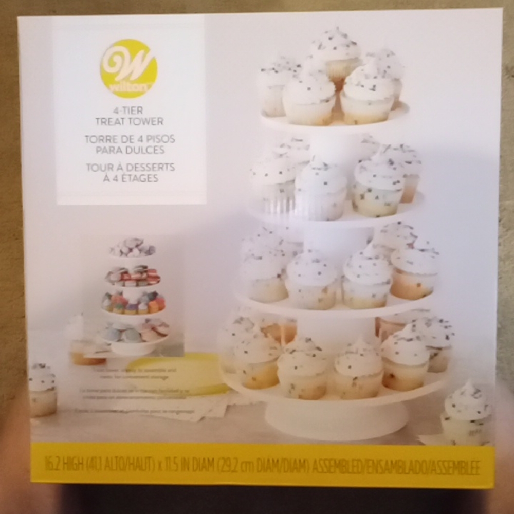WILTON 4-TIER DESERT TOWER